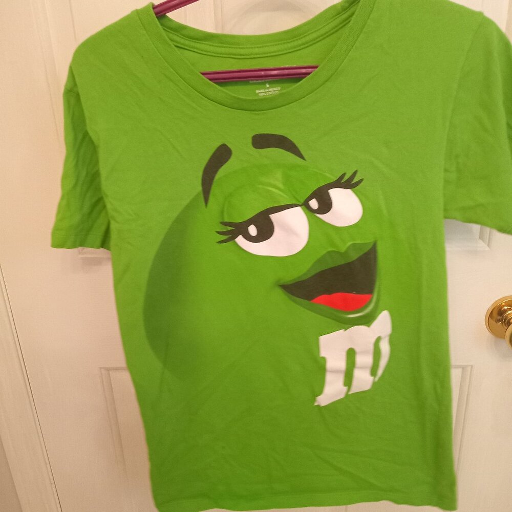 Womens green M&M shirt